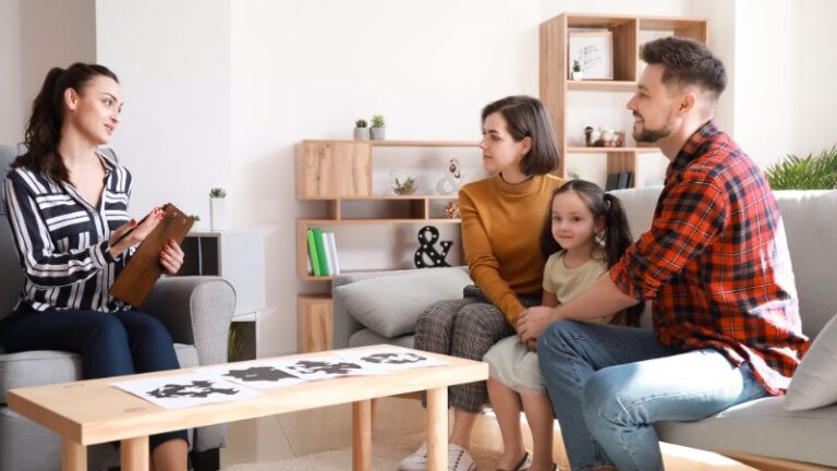 8 Family Therapy Techniques to Strengthen Your Relationships